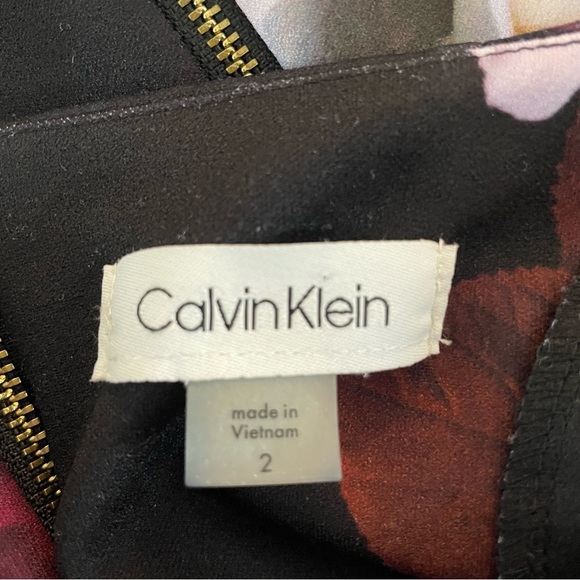 Calvin Klein Black Floral-Print Bell-Sleeve Sheath Dress 20573 - Picture 5 of 7